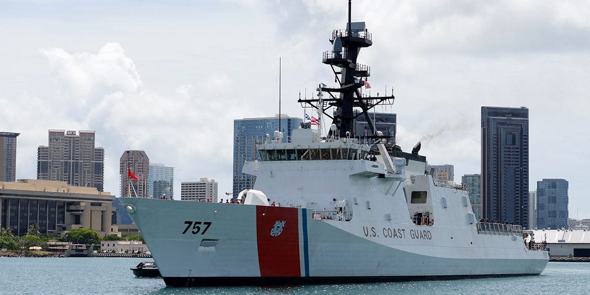 USCGC_MIDGETT_WMSL-757_Honolulu_Harbor