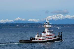 Tugboat-holly-ann-sebastien-goldberg-unsplash-300x200